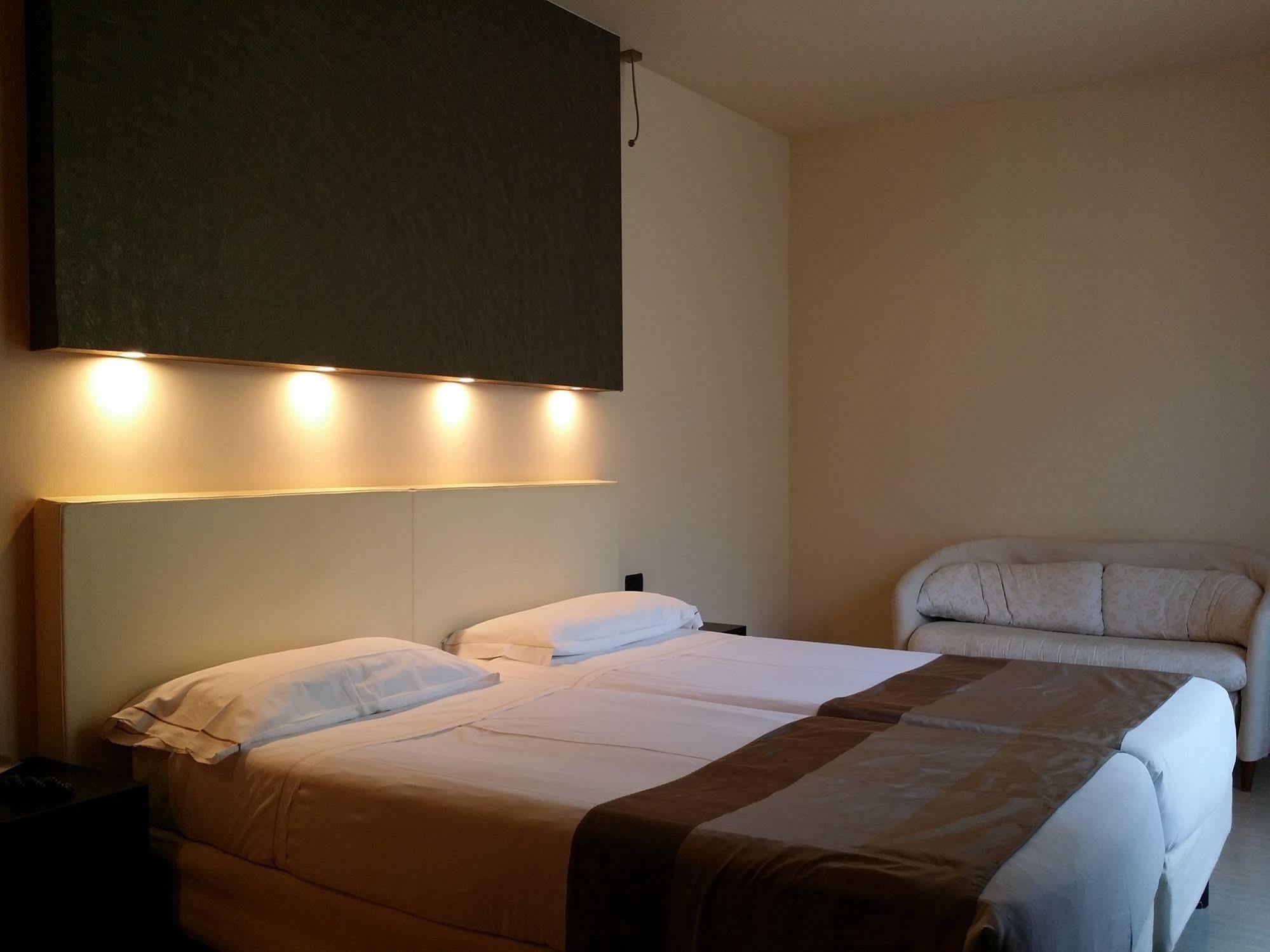 Europa Hotel 4*